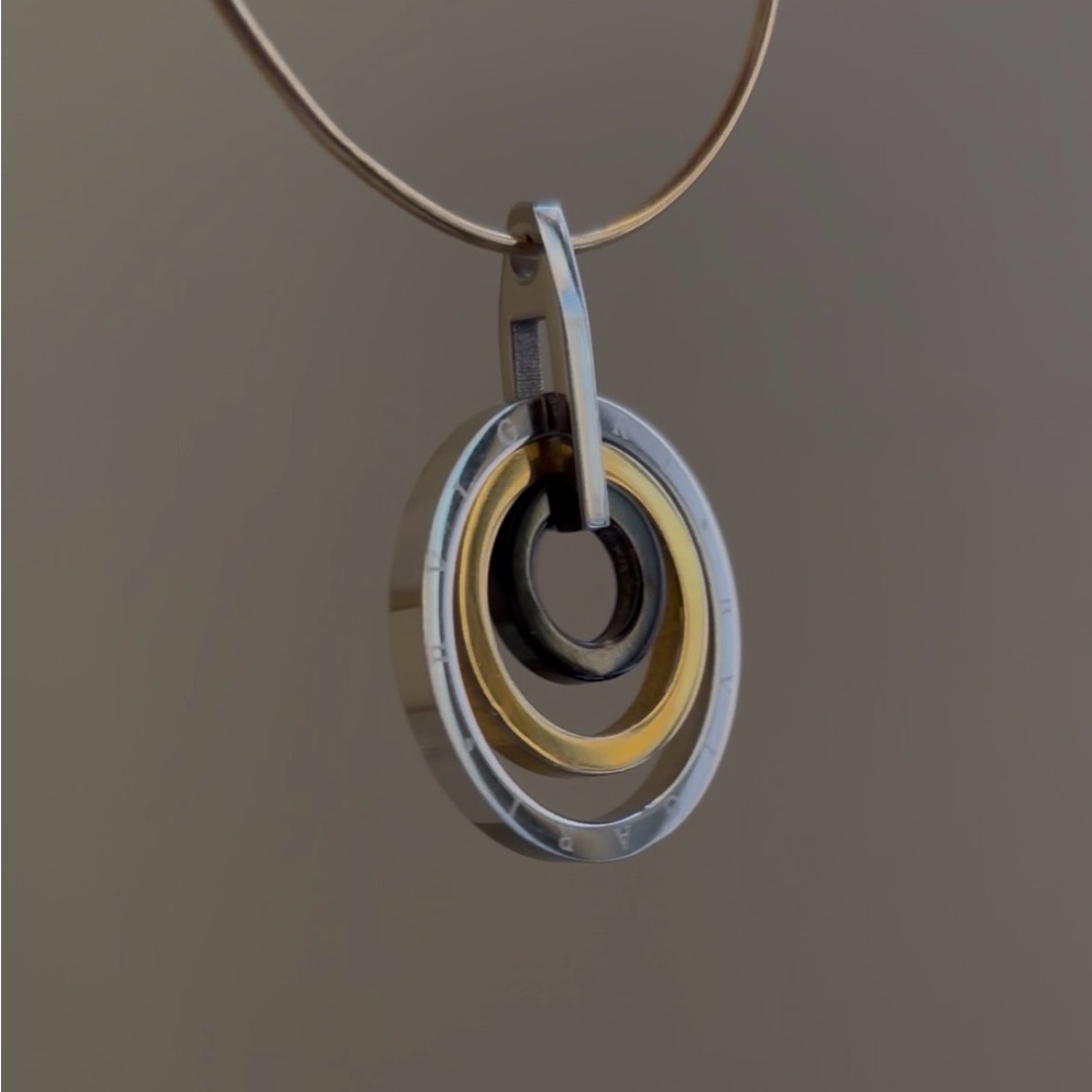 Pendant /Bulgari Design Silver and Gold Necklace